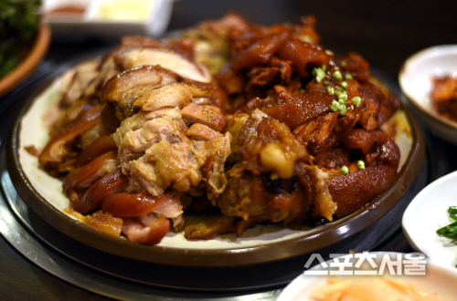 [핵ZONE맛집]저녁마다 날 짓밟는 여름철 입맛의 점령군, 돼지족발