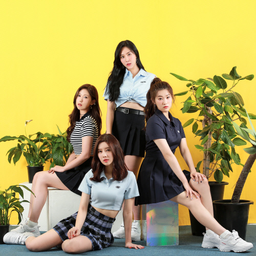 신예걸그룹 체리온탑, 해외서 먼저 하이 파이브!