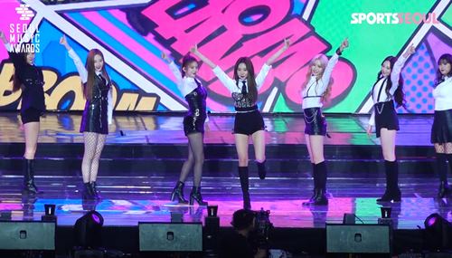 [단독영상] 모모랜드(MOMOLAND), 제대로 흥 터뜨린 무대 직캠 서울가요대상