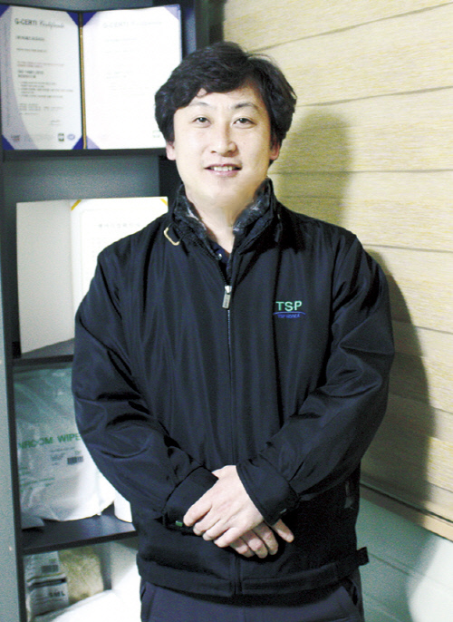 차별화된 청정용품 및 클린룸 와이퍼 선보이며 글로벌기업 도약