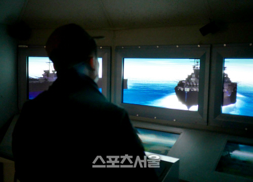 해군과 꽃 그리고 저항의 봄, 창원으로 떠난 봄나들이