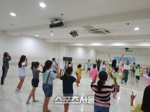 안산시 드림스타트‘여름방학 방송댄스 프로그램’운영