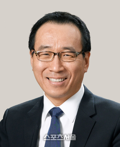 정몽혁 현대종합상사 회장 가족경영 시작하나… 자녀들 첫 주식 매수