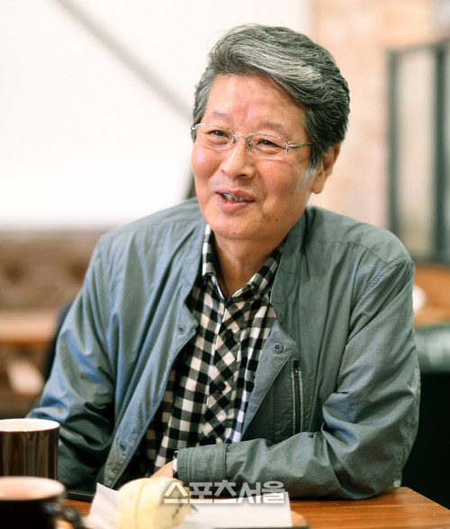 SK 이노베이션 기업PR 캠페인송 부른 뮤지컬 배우 김봉환 35년 만에 다시 부른 노래 감동