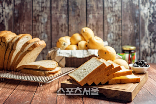 신세계푸드, 식사 대용 건강빵 출시