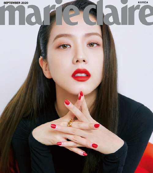 블랙핑크 지수, 레드 립·네일로 섹시미 방출[★SNS]