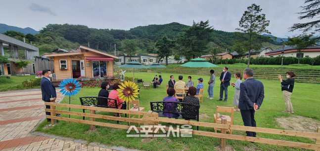 구례군, ‘나무로 만든 세상’ 무인카페 운영 개시