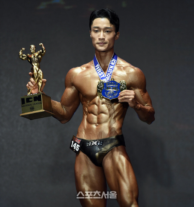 ICN 비치바디 문완섭, 온몸이 근육으로 뭉쳐져 있네 [포토]