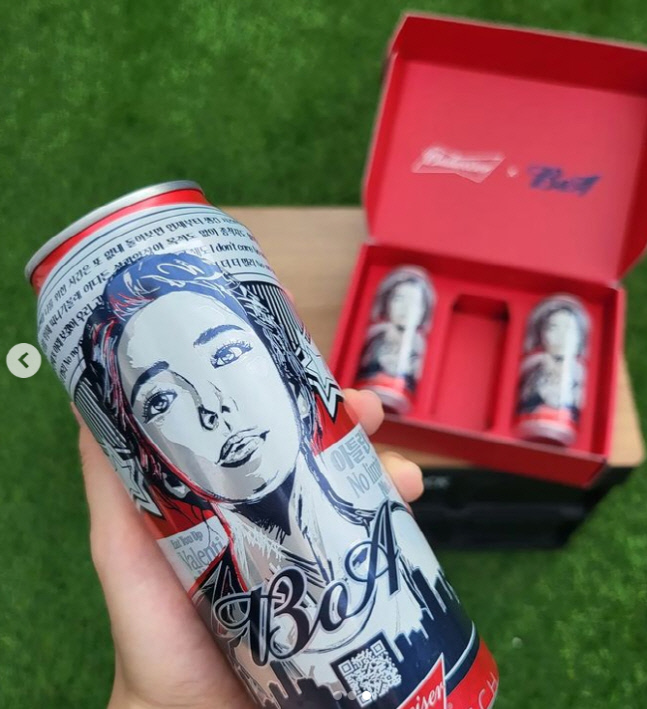 써니 이건 소장해야해 K팝 레전드 보아 얼굴 그려진 맥주캔 인증