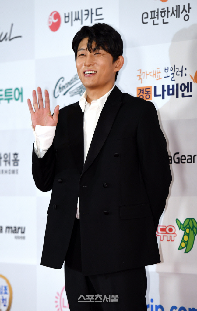 [단독]고준, FA 시장 나온다…스토리제이컴퍼니와 결별