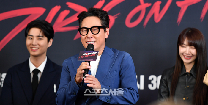 [포토]‘걸스 온 파이어’ 윤종신