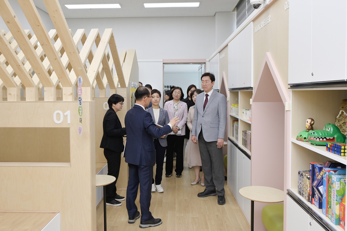 원강수 원주시장, 아동돌봄 원스톱통합지원센터 개소식 참석