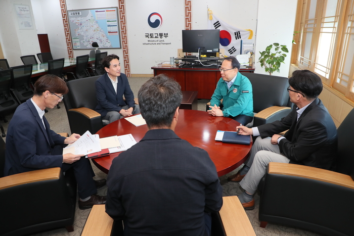 김진태 지사, 국도 5호선 신림~판부 공사현장 방문