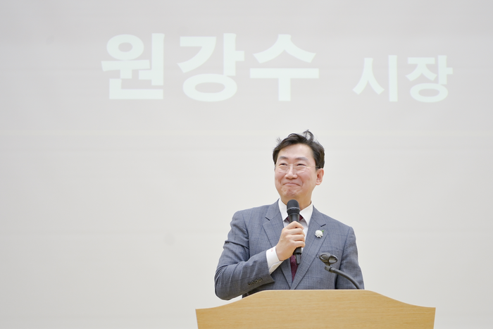 원강수 원주시장, 북원노인종합복지관 개관1주년 행사 참석