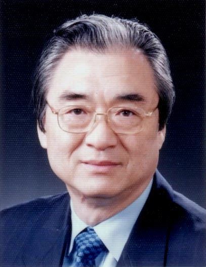 4월회 회장에 김정길 송곡대 명예총장