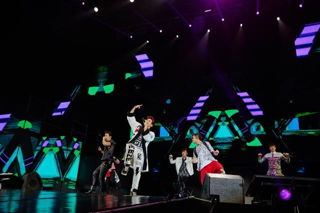 2PM, 고 크레이지, 월드투어, 성공적