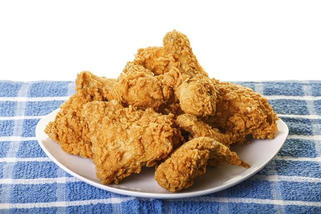 치킨이 되는 닭, 육계에 감춰진 3가지 진실