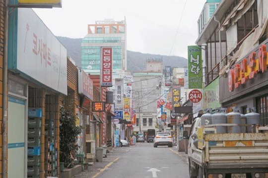 조선업 불황에 거제 상가 10개월만에 수천곳폐점... 아파트분양률도 32%감소... 아파트가격도 하락 | 인스티즈