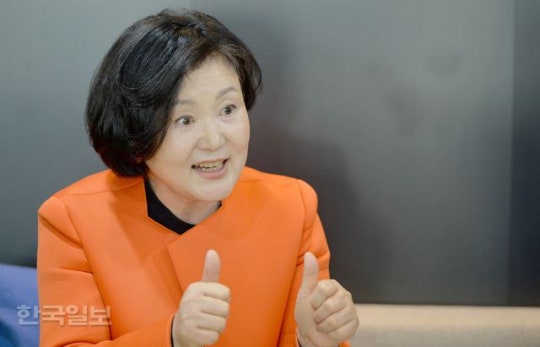 [김정숙여사인터뷰] “남편 문재인 후보가 못 만나는 사람들과 소통, 그게 내 일이죠” | 인스티즈