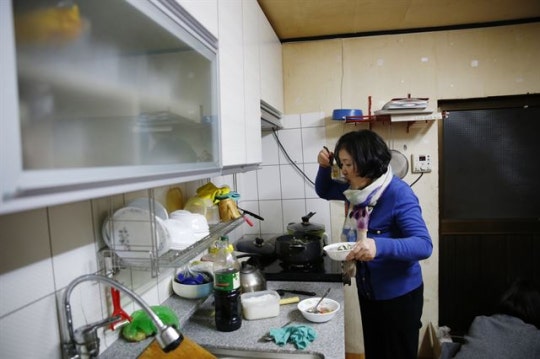 [김정숙여사인터뷰] “남편 문재인 후보가 못 만나는 사람들과 소통, 그게 내 일이죠” | 인스티즈
