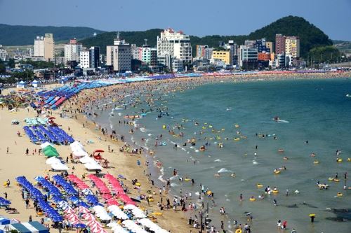 부산 송정해수욕장에 사계절 야영장 운영