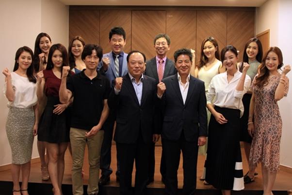 미코리더스 회원들과 함께 하겠습니다
