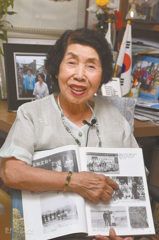 오희옥 지사 “3대에 걸쳐 목숨 건 독립운동, 내 고된 삶에 90점 주고 싶다” (광복절 기념식 애국가 선창하신) | 인스티즈