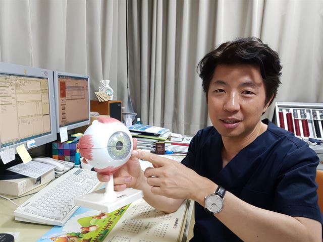 수술하지 않고 시력이 좋아질 수 있는 드림 렌즈