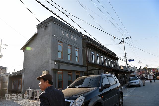쓸쓸한가? 황홀하다!... 강경 곰삭은 풍경 속으로