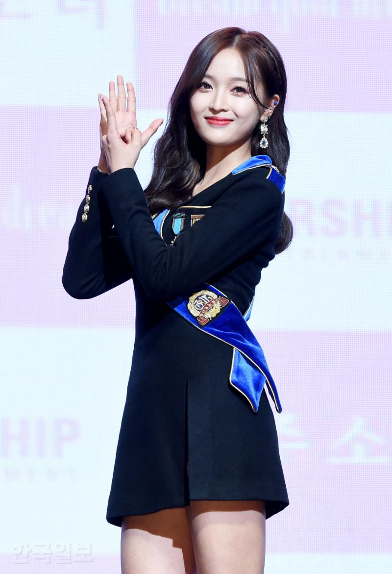 [Hi포토]우주소녀 선의 만화 찢고 나온듯