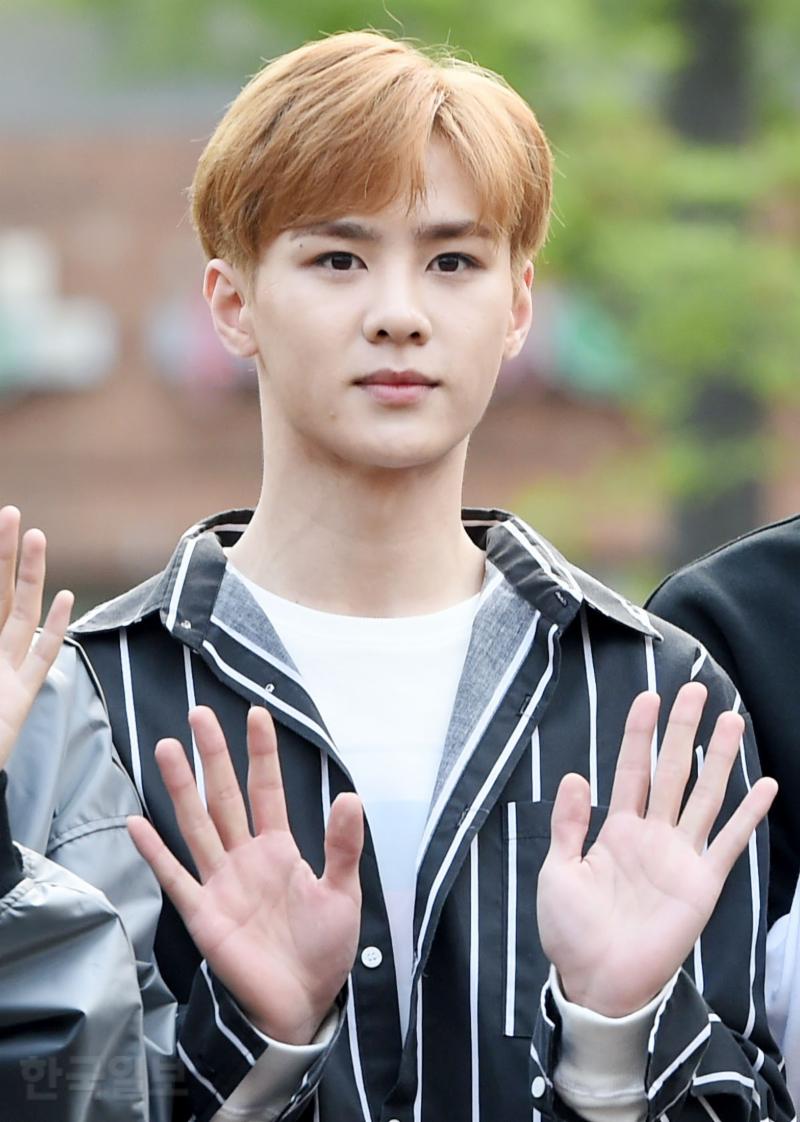 [Hi포토]NCT 쿤 2018 완전체로 왔어요