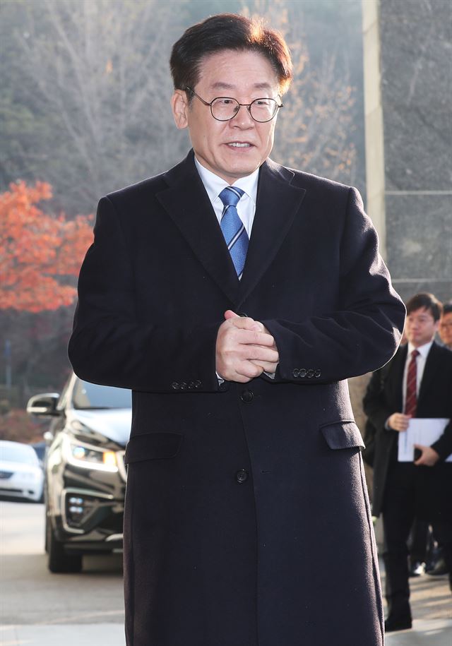 김혜경이 아니라면... 혜경궁 김씨는 왜 침묵할까