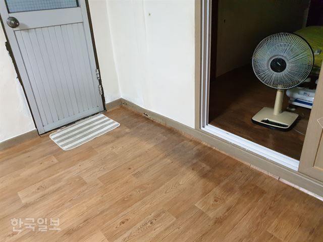 아파트 공사장 주변 주택가 벽에 금이 ‘쩍쩍’… 2년째 ‘모르쇠’