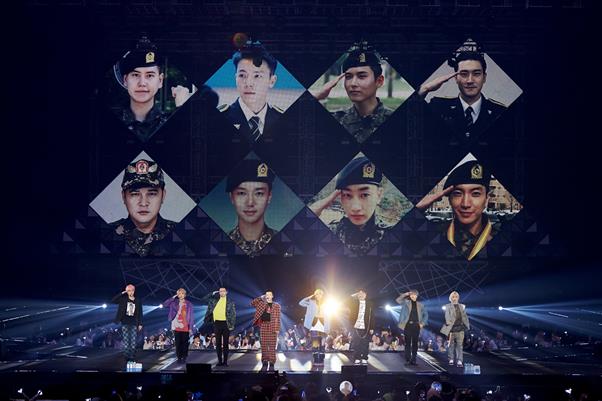[HI★스포] 드디어 다 모인 슈퍼주니어, 미친듯이 ‘슈퍼 클랩’