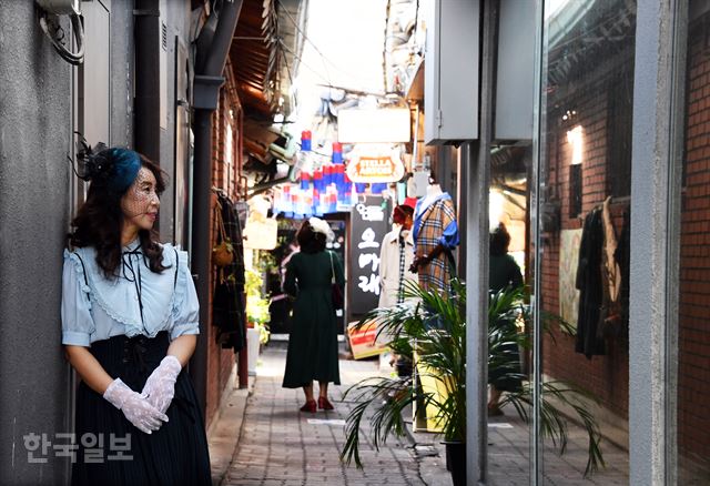 [걷고 싶은 길, 가고 싶은 거리] 재개발 실패가 ‘레트로’ 전화위복