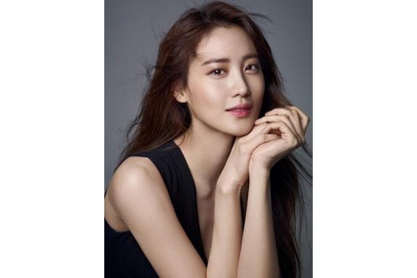 문화창고 측 수현과 원만하게 계약 만료, 국내외 활약 응원 [공식]