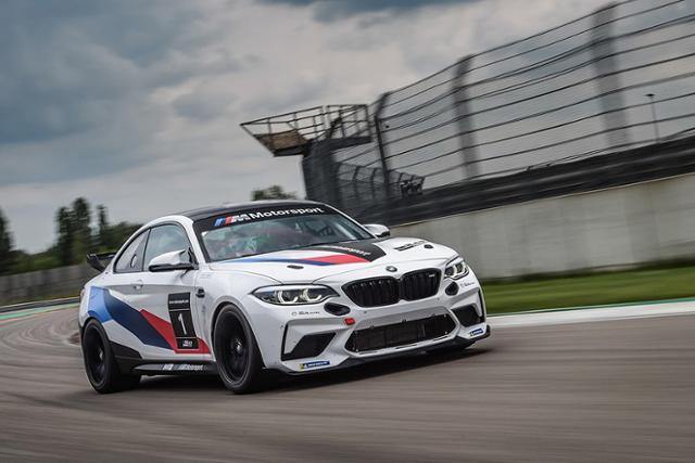 BMW, 더욱 강렬한 클럽 레이스카 ‘BMW M2 CS 레이싱’ 공개