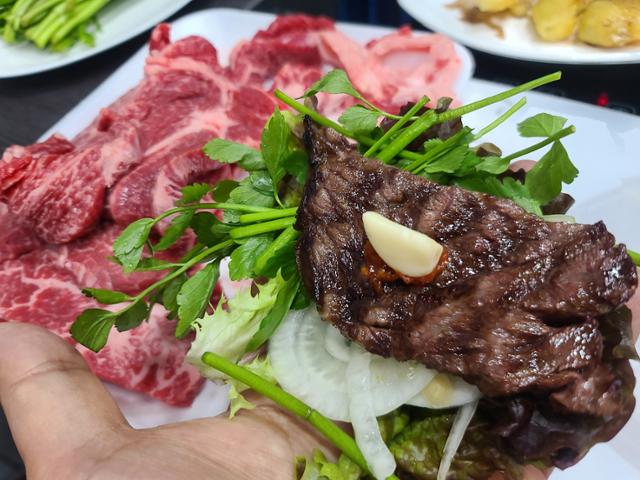 경상도에서 가장 아름다운 천변 길에 반값 한우, 의성의 숨겨진 매력