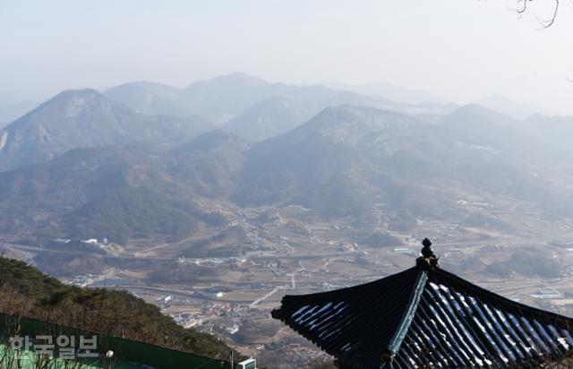 나 닮은 얼굴 하나…오백나한은 떠나고 발굴자는 남았다
