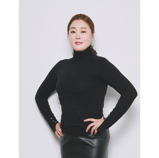 윤사봉, 후너스엔터테인먼트와 10년 동행 이어간다 의리 행보