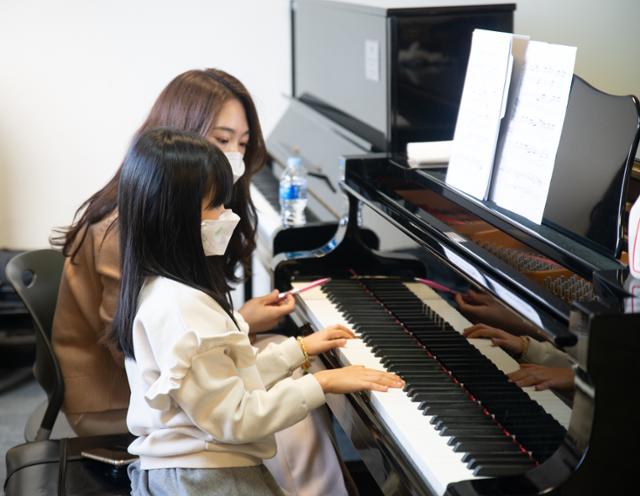 피아니스트 꿈 포기 말아요 저소득층 예술영재 키우는 서울시