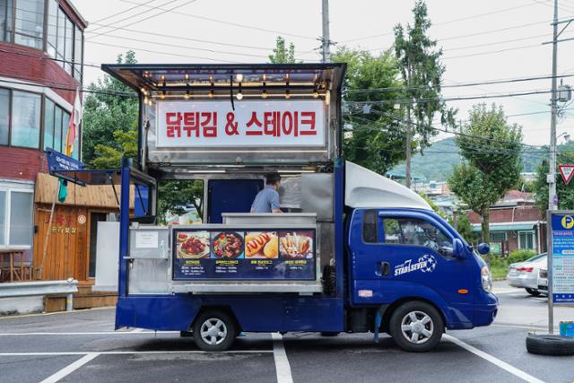 [뷰엔] 청년의 희망이라던 푸드트럭, 다 어디로 갔을까