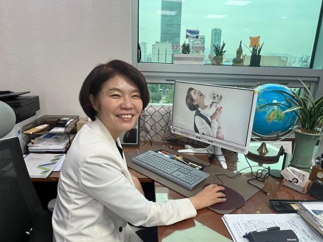 바탕화면에 유튜브 바로가기