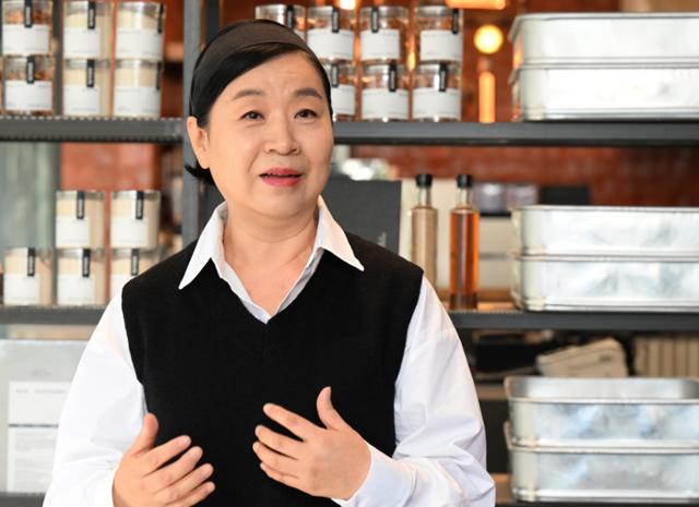 식자재 가격 비싸지니 반찬·국·탕·찌개 찾는 젊은 고객들 꽤 늘었답니다