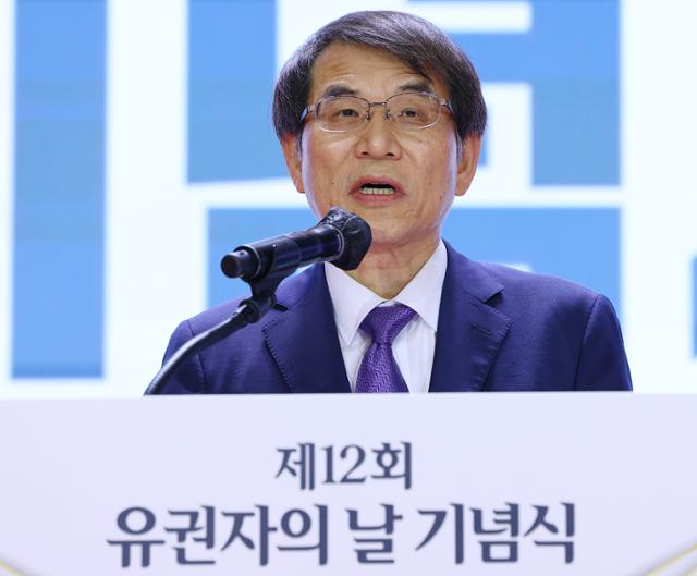 '특혜 채용' 선관위 두고 충돌... 여 