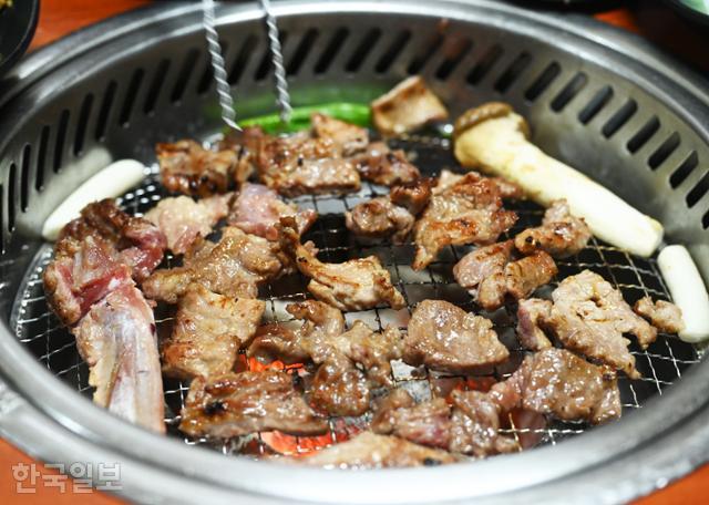 [이런 여행] 물짜장·선지온반·약용비빔밥… 전주의 맛은 진화 중