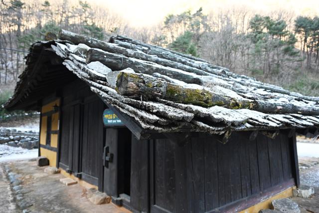[느린 풍경] 폭포가 흐르고 시간이 쌓이고... 해발 500m 산 중턱 지하 궁전