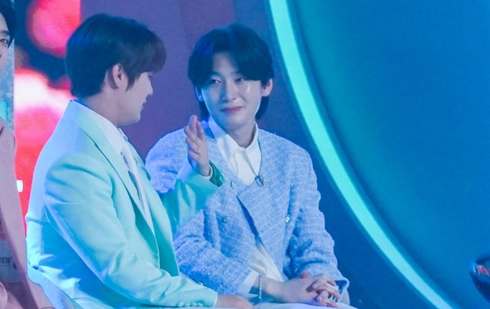 김용빈 "공황장애 앓던 과거 떠올라… 더 열심히 노래할 것"