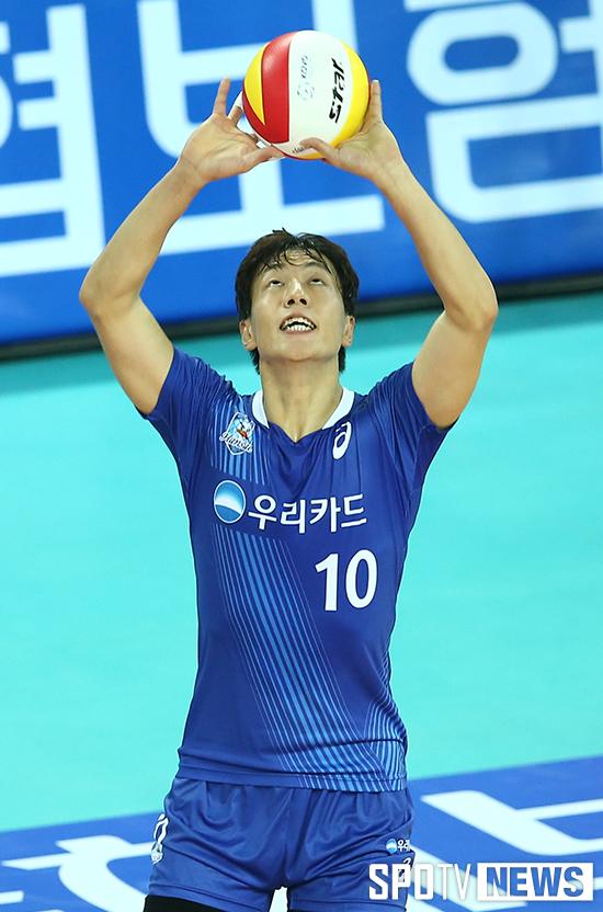 [포토S] 이동석 '힘찬 리시브'