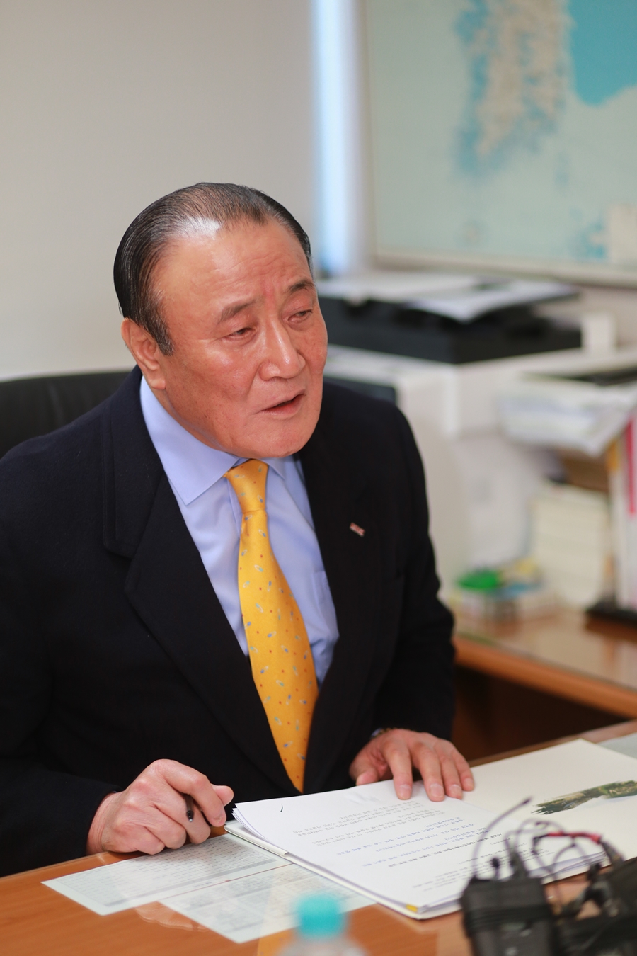 기자회견 나선 서병문 배구협회장 불신임 부결, 정상으로 돌려놓겠다